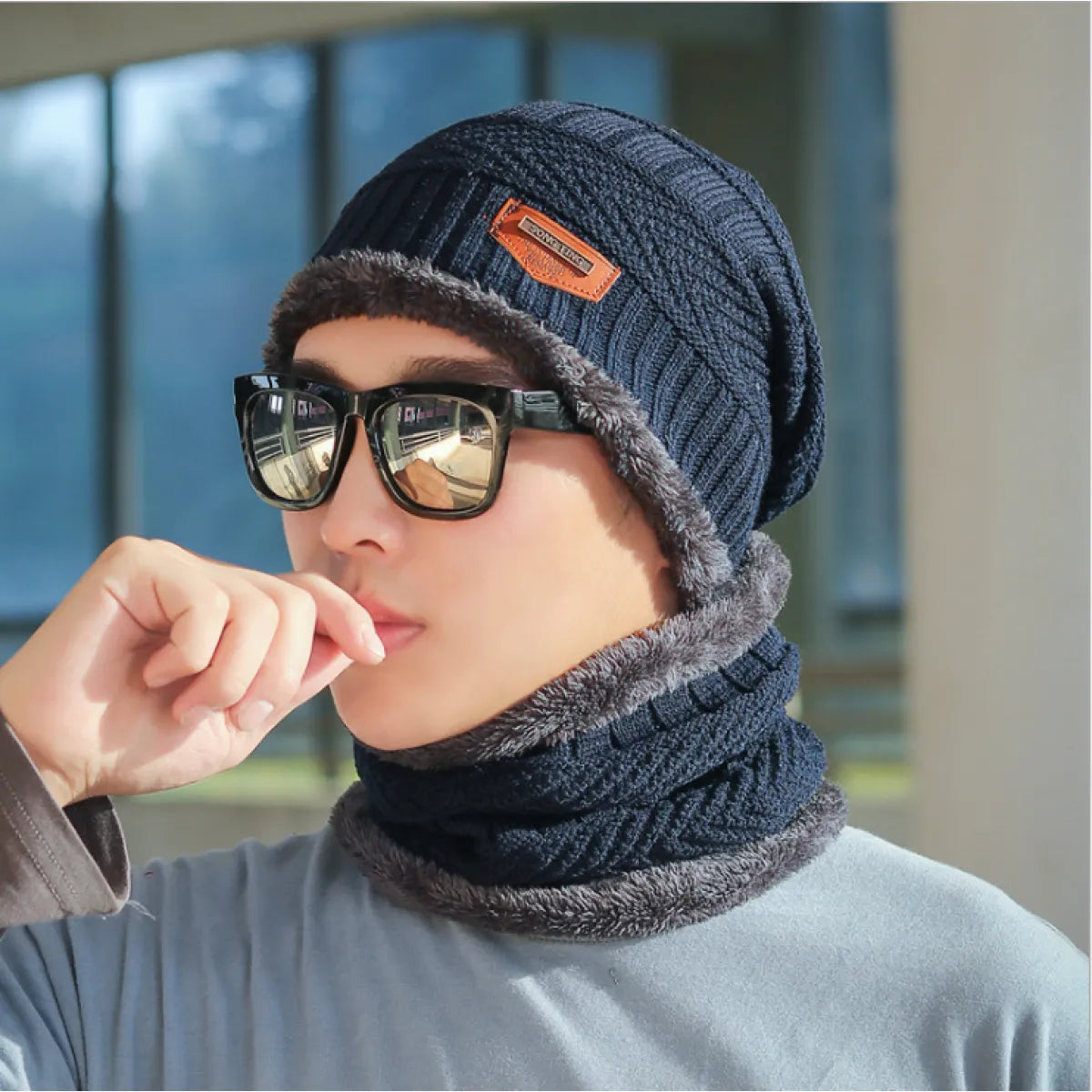 Men's Outdoor Warm Scarf & Fluff Hat