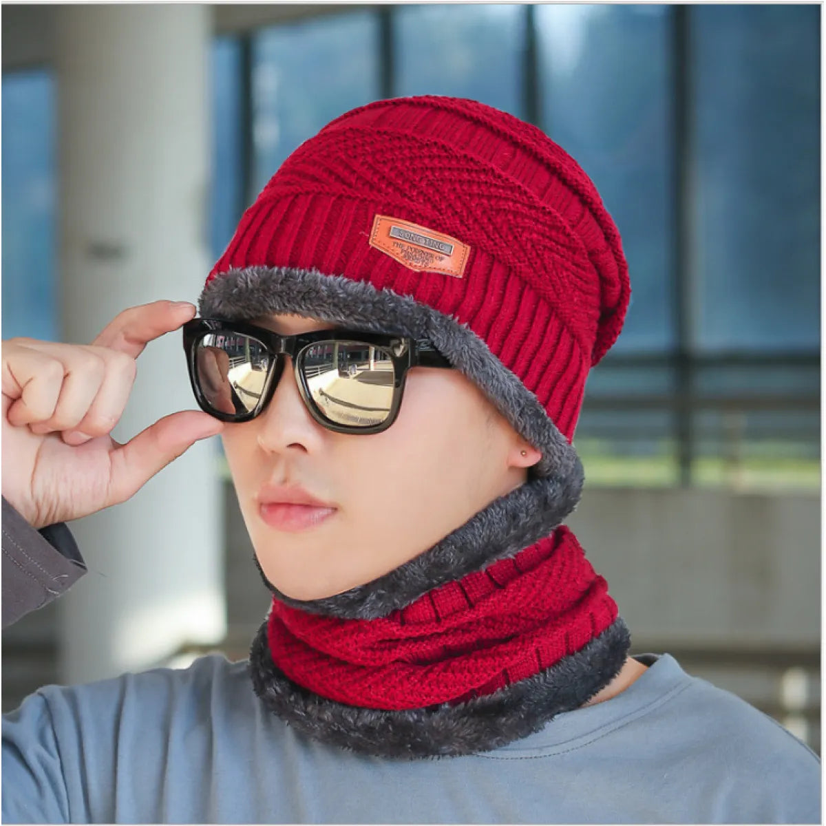 Men's Outdoor Warm Scarf & Fluff Hat